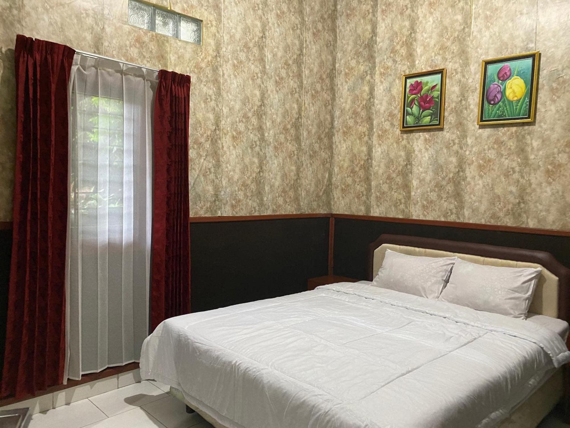 Ada Homestay Magelang Exterior foto