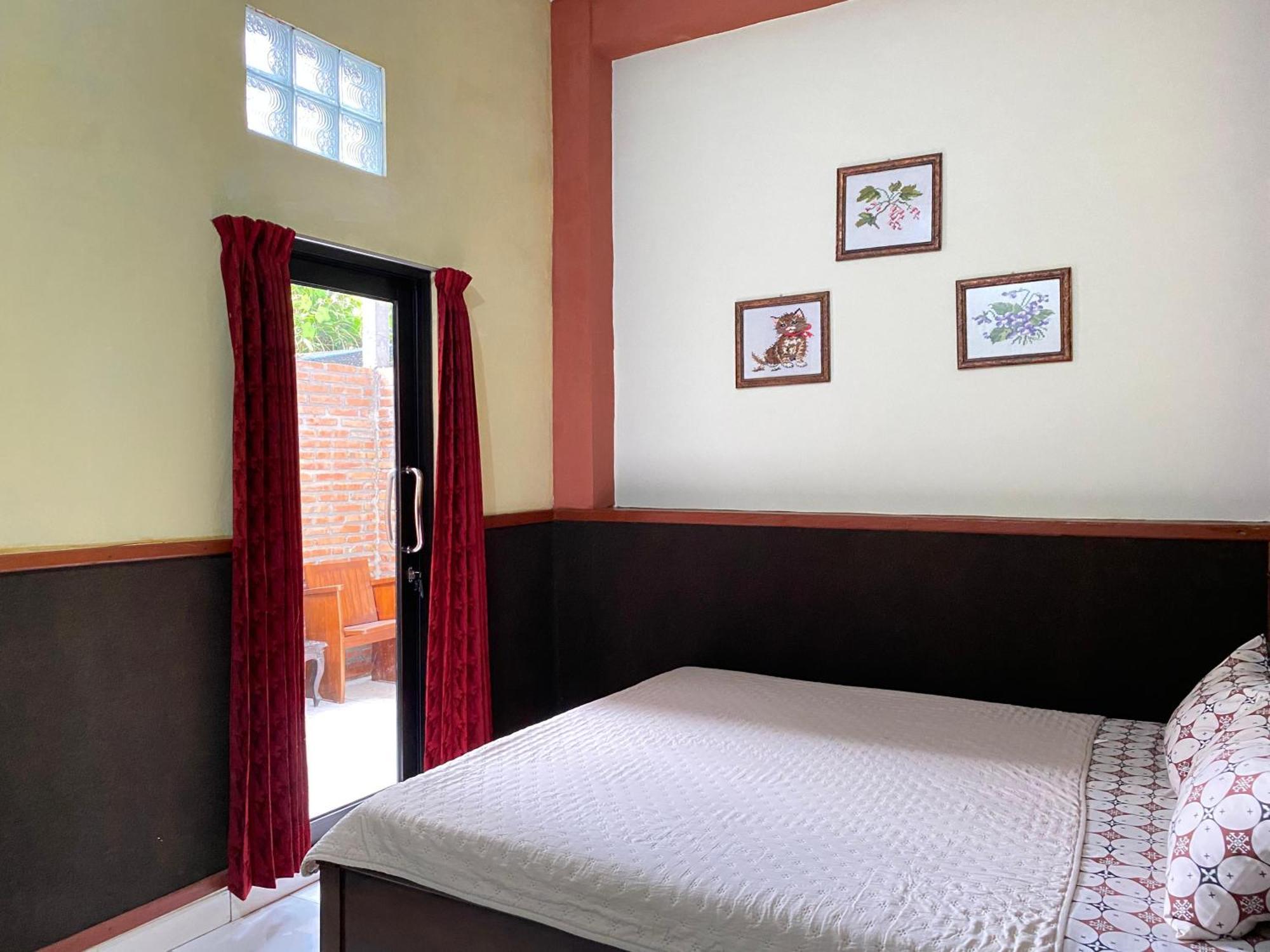 Ada Homestay Magelang Exterior foto